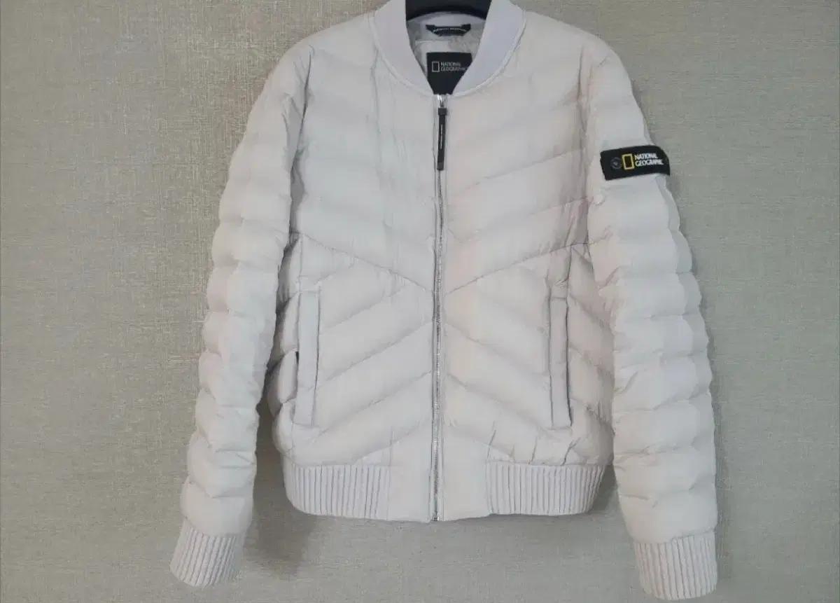 내셔널지오그래픽 여성 경량패딩 s 연베이지