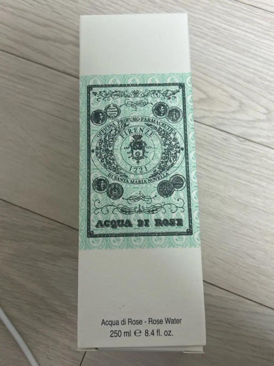 산타마리아노벨라 아쿠아디로즈 250ml