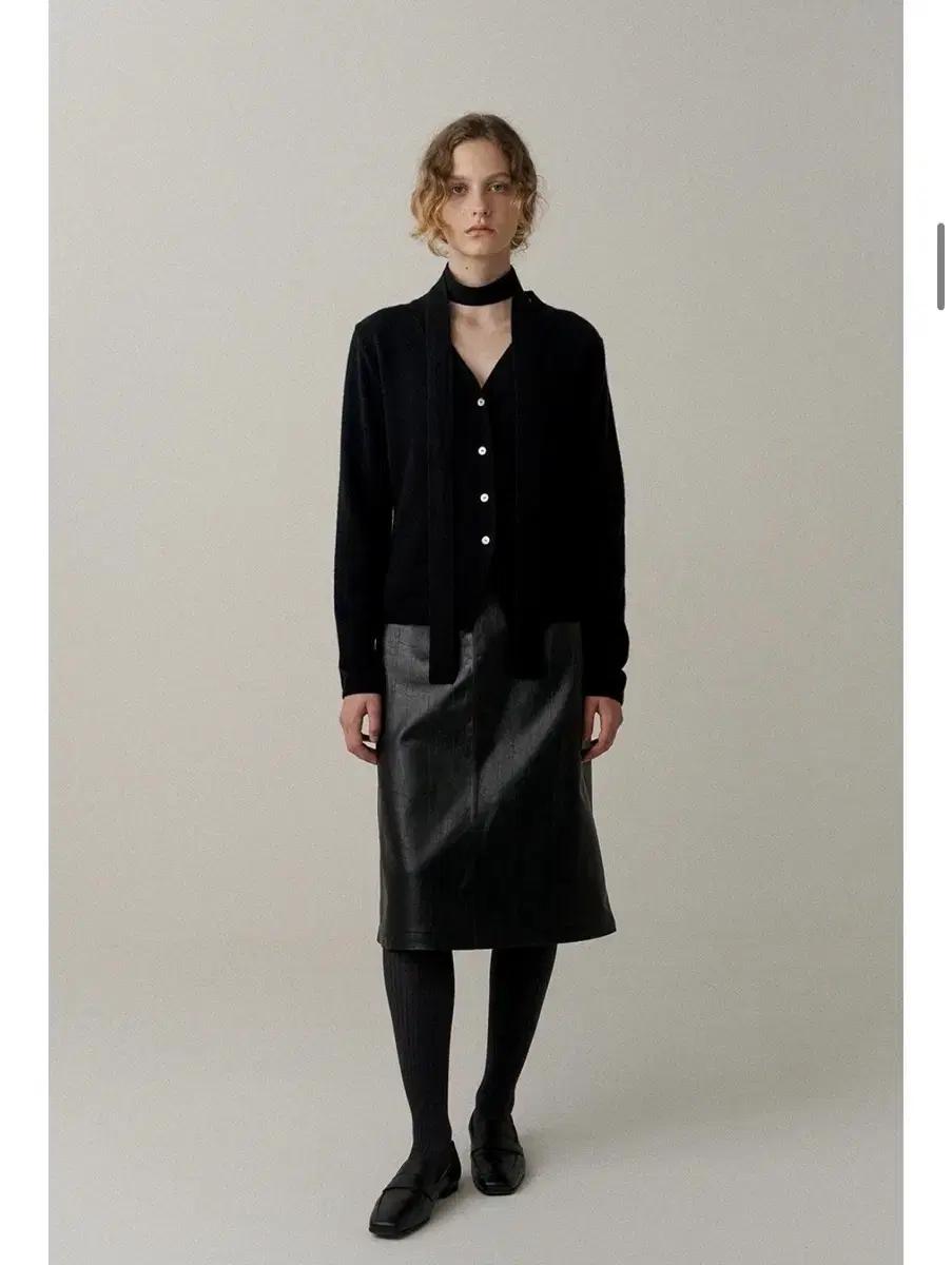 블랭크공삼 blank03 블랙 가디건 스카프 세트