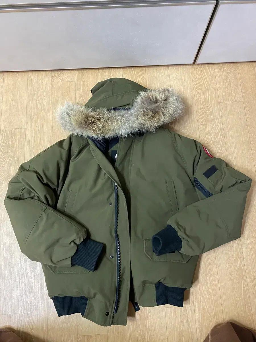 캐나다구스 칠리왁 (L) 밀리터리 그린