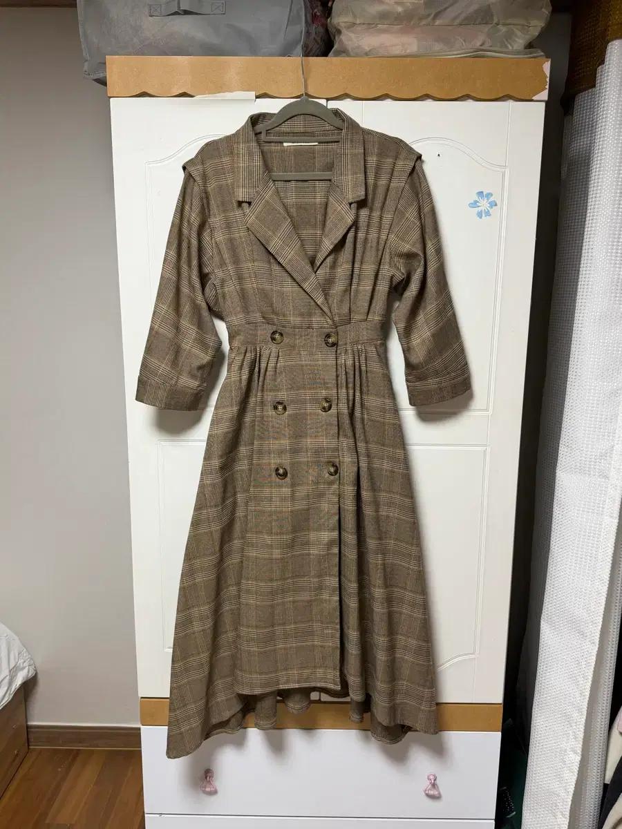 체크 롱 원피스