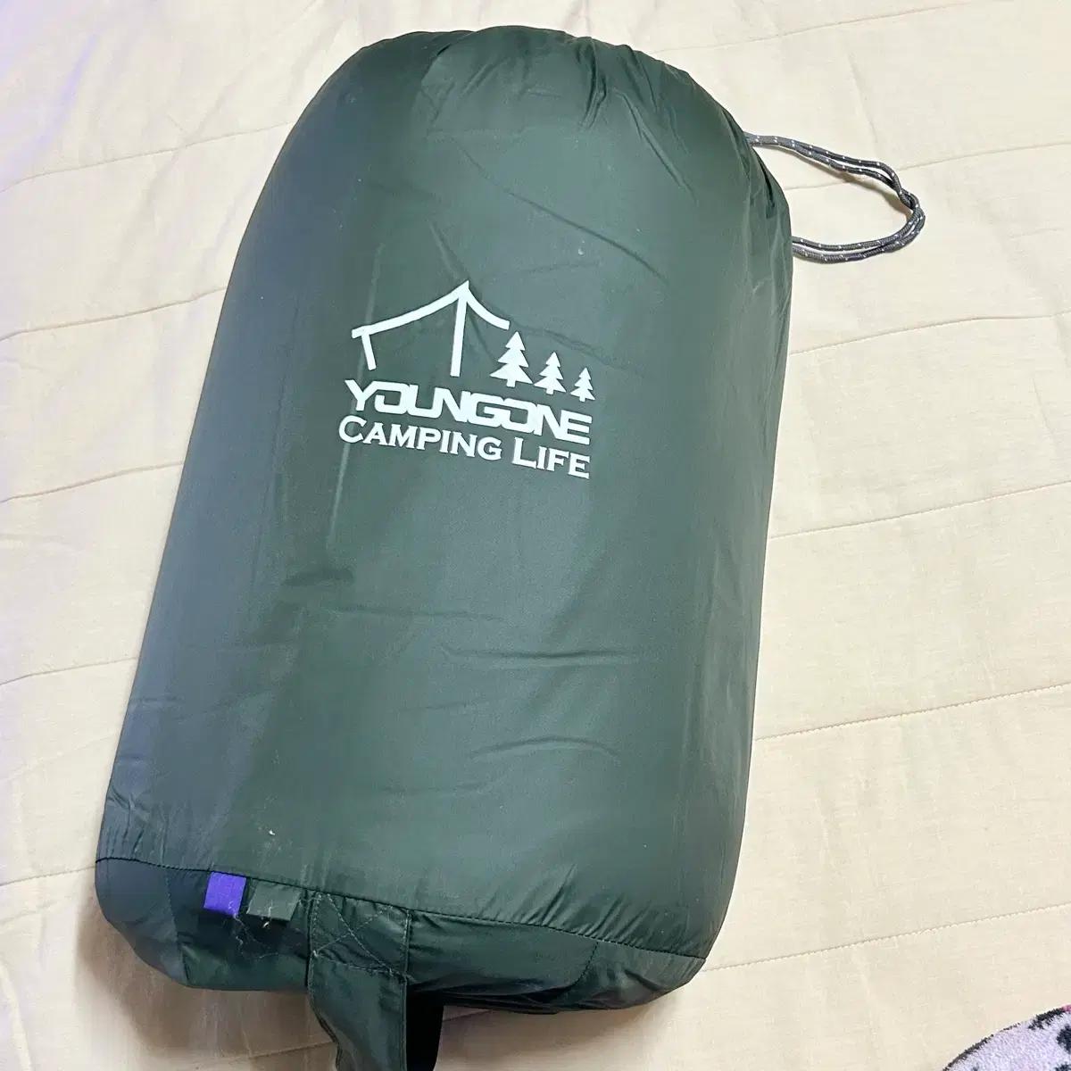 새상품) 캠핑라이프 침낭 카키