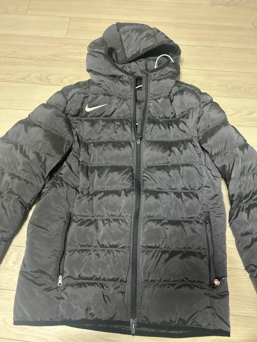 나이키 경량패딩 therma-fit 슬림핏 90사이즈 M