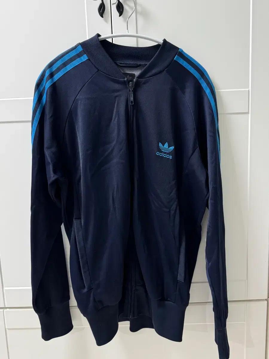 대장급) 아디다스 곤하 네이비 하늘 져지