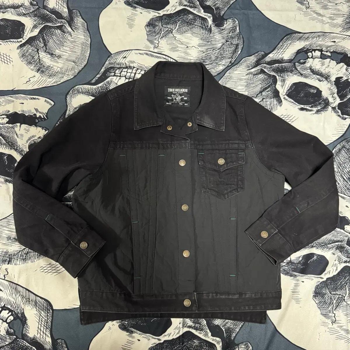 트루릴리전 흑청데님자켓 95M사이즈