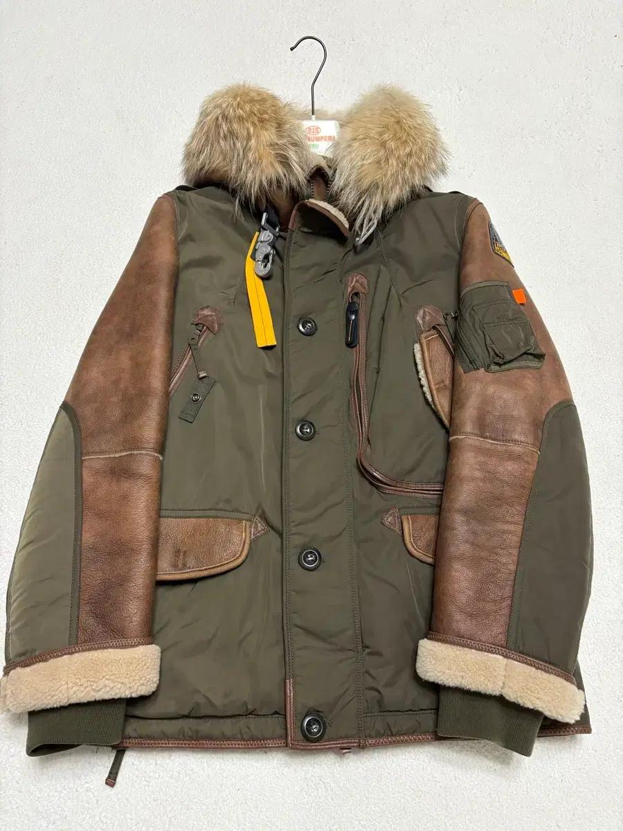 파라점퍼스 라이트핸드 스페셜에디션(한정판) 무스탕 L