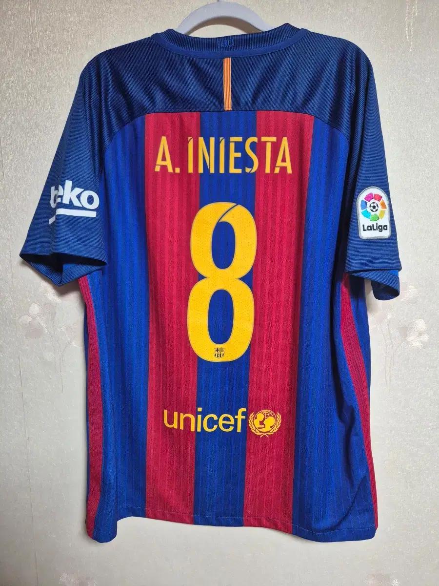 FC 바르셀로나 16- 17 이니에스타 유니폼 L