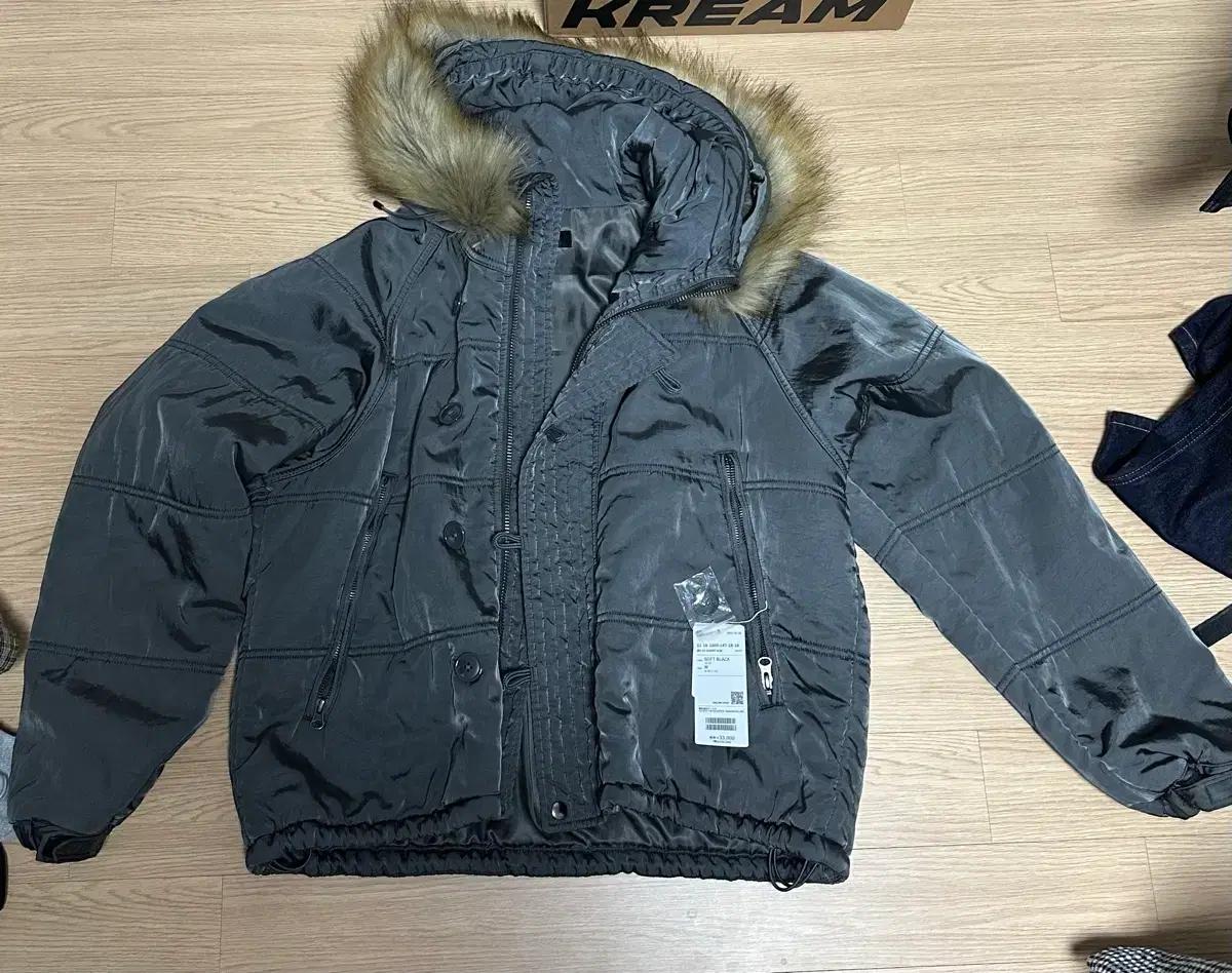 새상품) 빔즈 패딩  M 사이즈