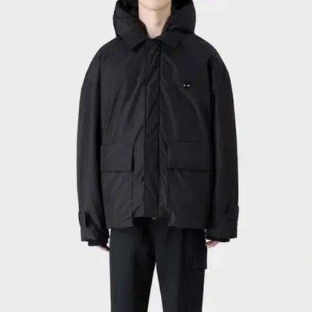 송지오옴므 지제로 돌먼 구스다운 48사이즈 팝니다.