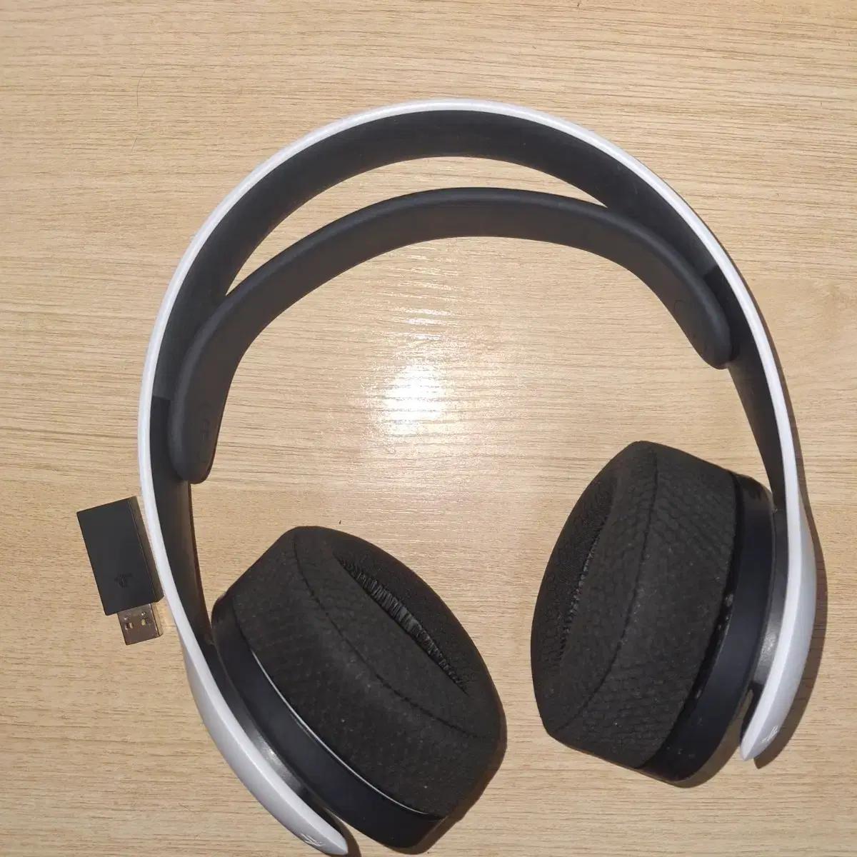 PS5 펄스 3D 무선 헤드셋 화이트(배송비 포함)