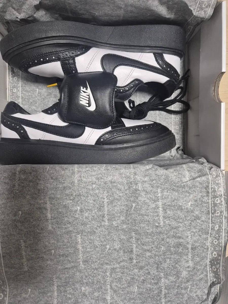 [판매] 나이키 피스마이너스원 퀀도1 블랙화이트 260 팔아요