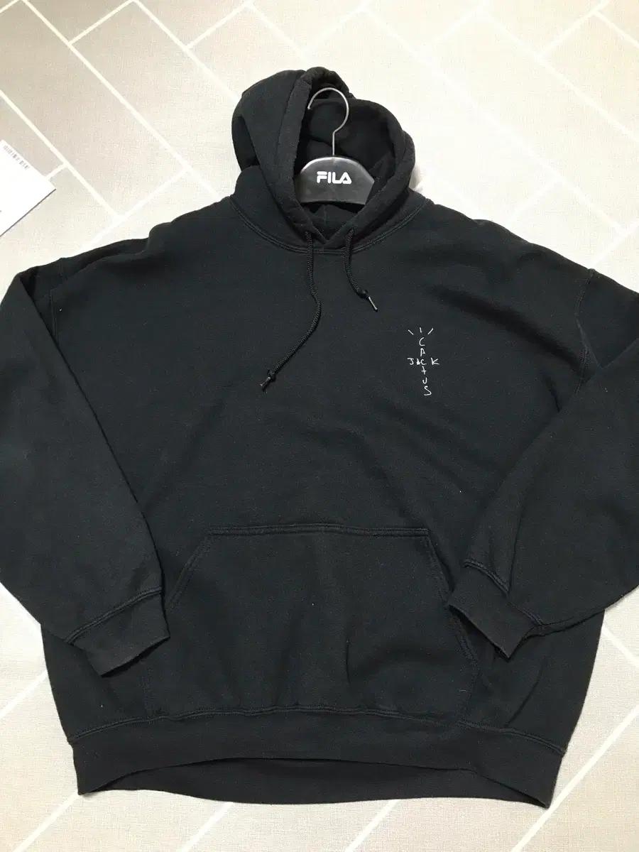 Travis Scott 트래비스 스캇 블랙 후드티