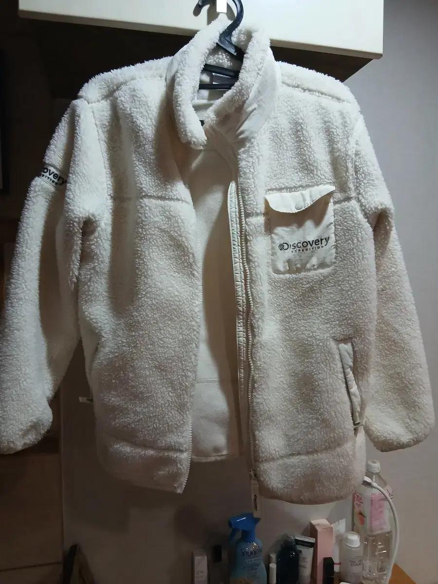 디스커버리 익스페디션 뽀글이 플리스 아이보리
