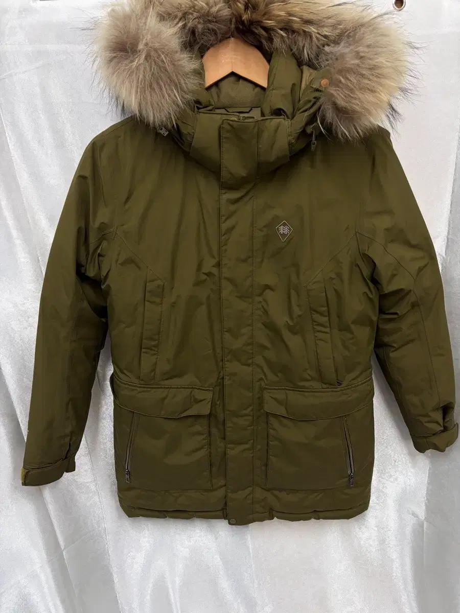 코오롱스포츠 거위털 고어텍스 여성 패딩 사이즈95 팝니다