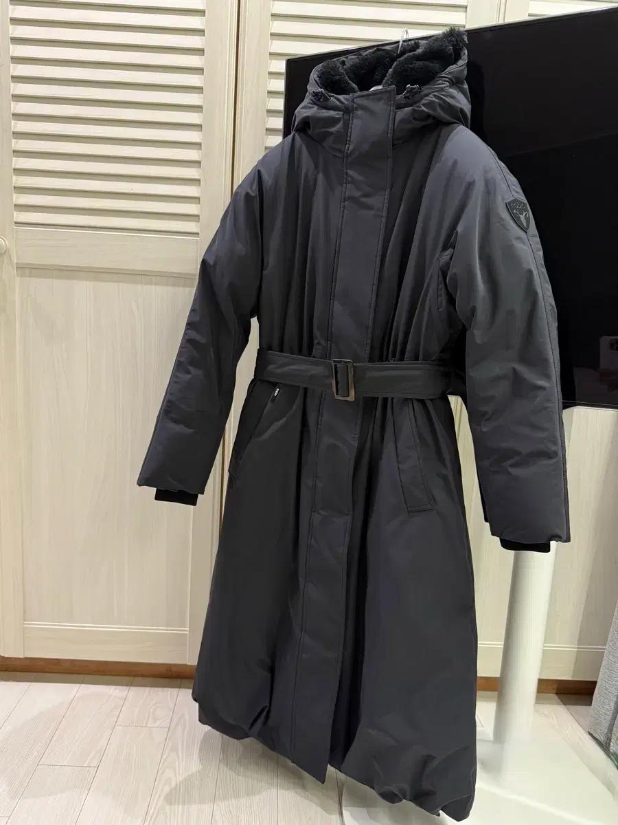 노비스 아우라 여성 패딩