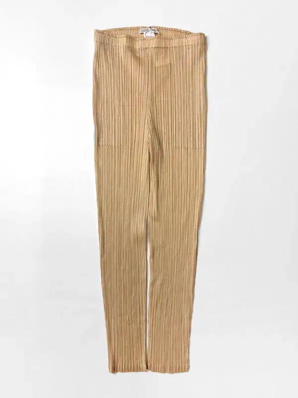 플리츠플리즈 이세이미야케 재팬 슬림핏 플리츠팬츠 PN5677