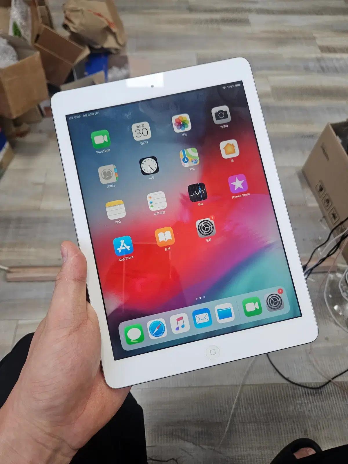 애플 아이패드에어 64G판매 정상단말기 중고폰