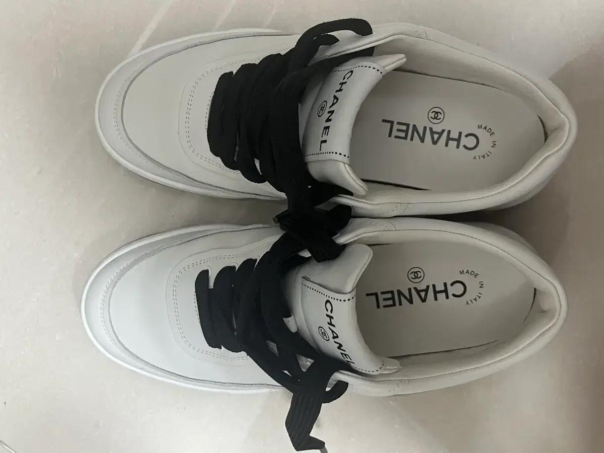 샤넬 스니커즈