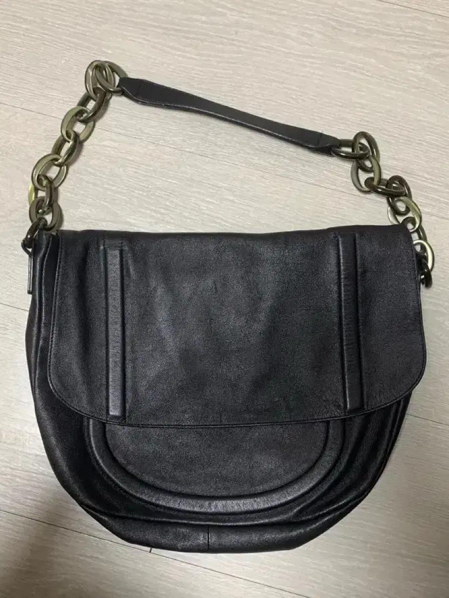 마뗑킴 파리미들백 숄더가방