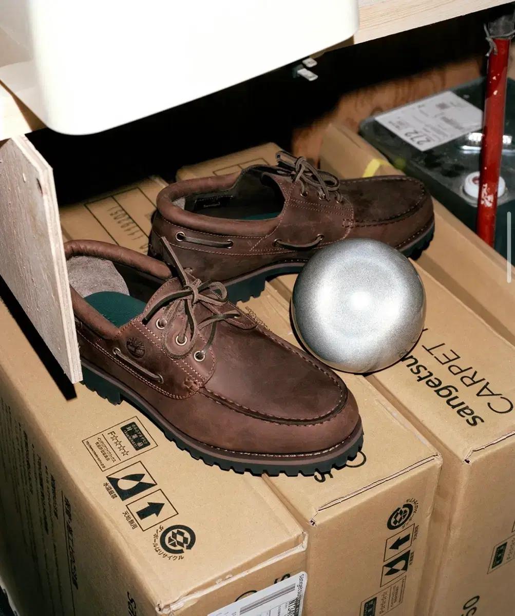 디스이즈네버댓 팀버랜드 보트슈즈 275