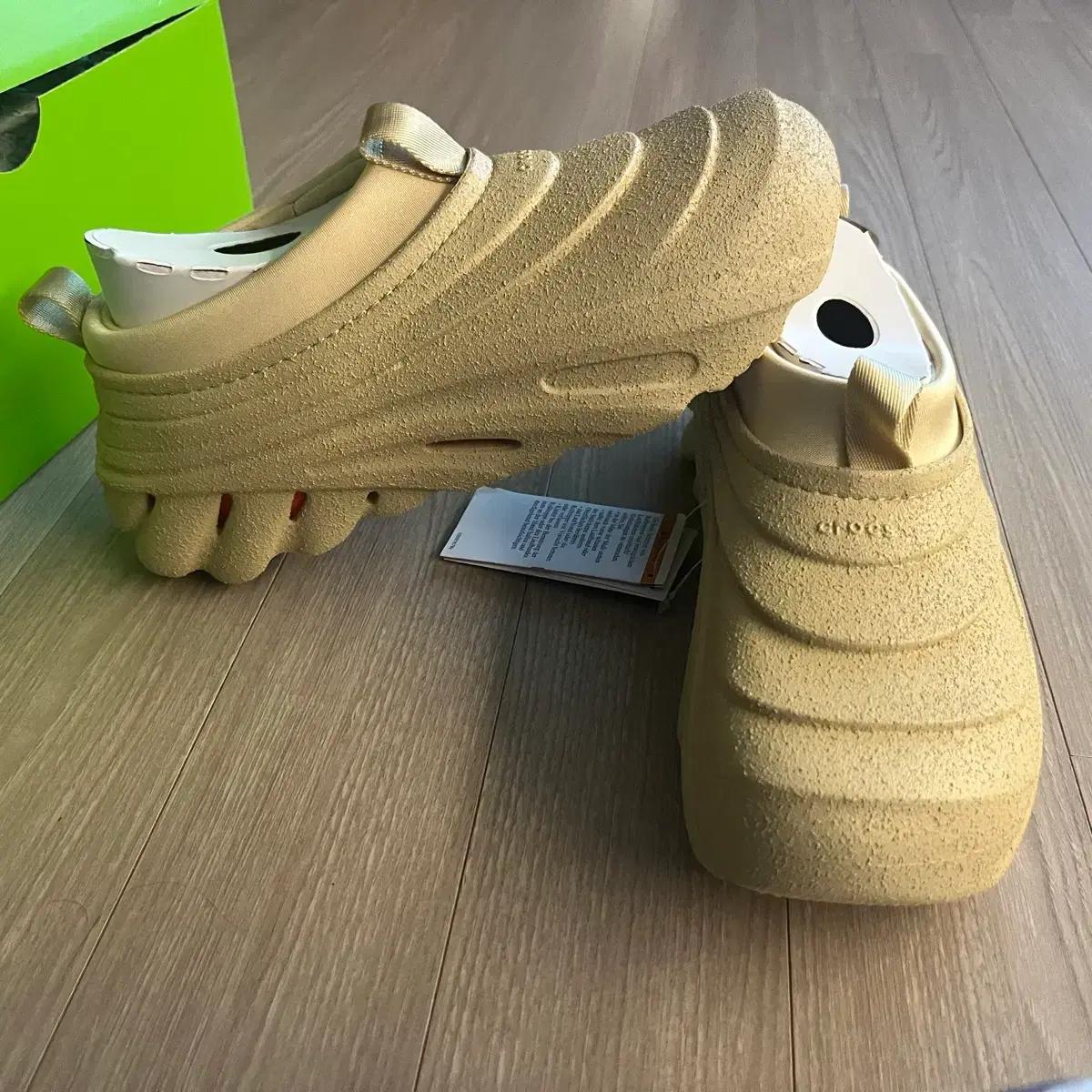 크록스 슬립온 260 새제품