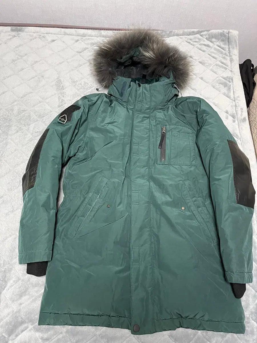 K2 패딩 팝니다.