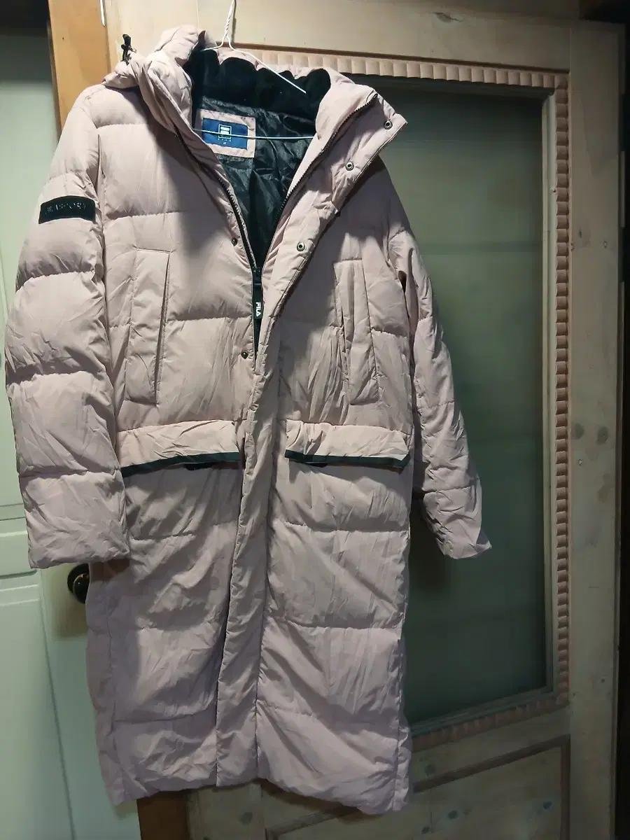 휠라 FILA 인디언핑크 롱패딩 여성(택포