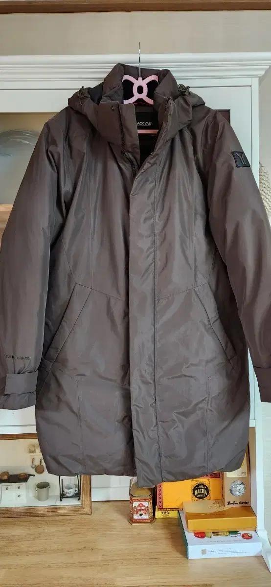블랙야크 코트형 구스다운 방수자켓
