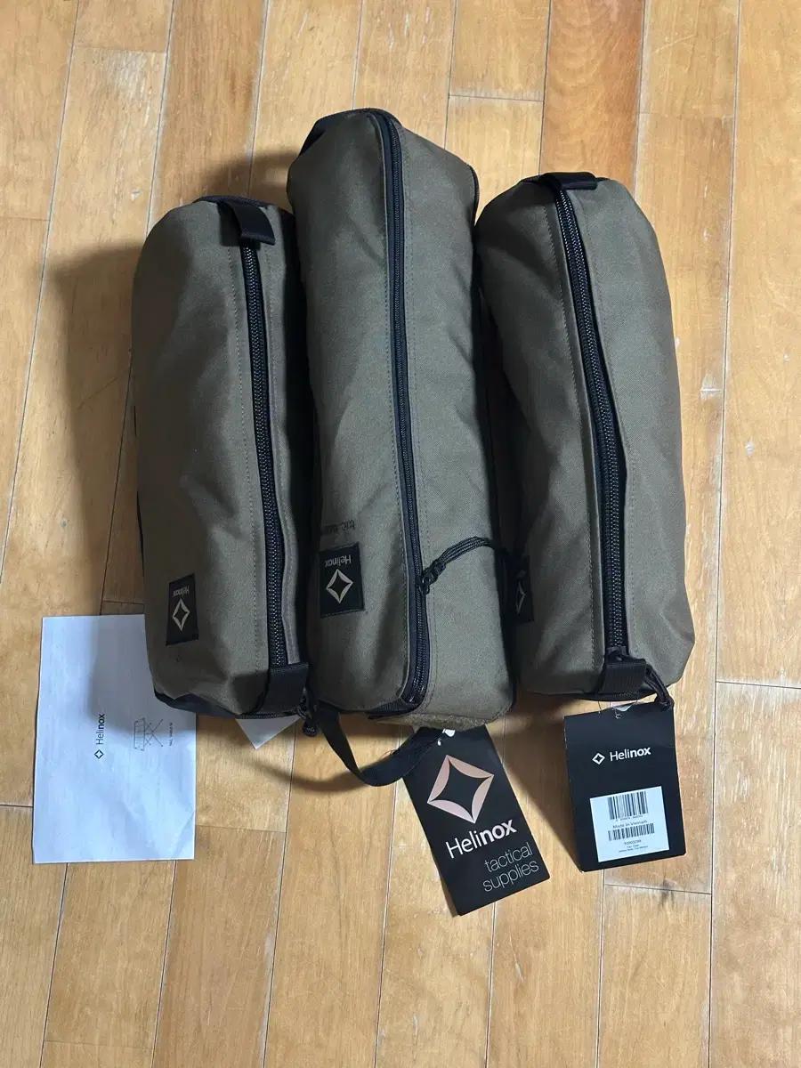 헬리녹스 택티컬 체어 2개 / 테이블 1개