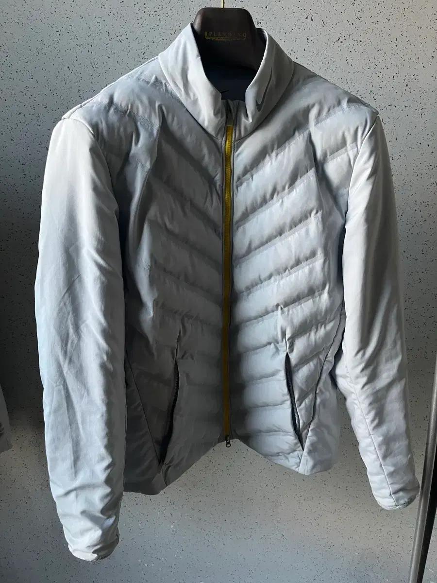 나이키 골프 하이퍼어탭트 에어로로프트 경량패딩 자켓