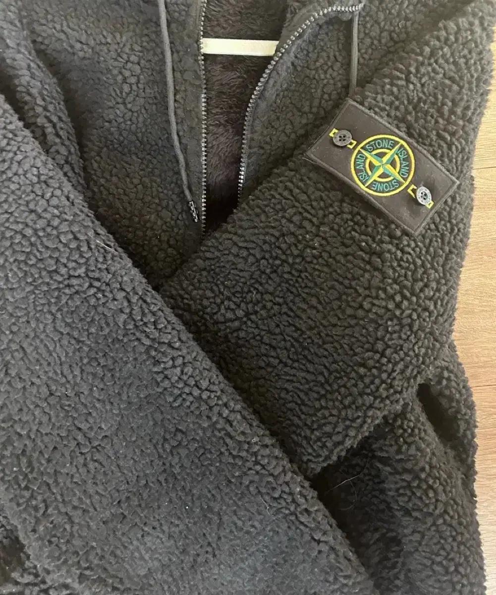 스톤아일랜드 블랙 플리스 자켓