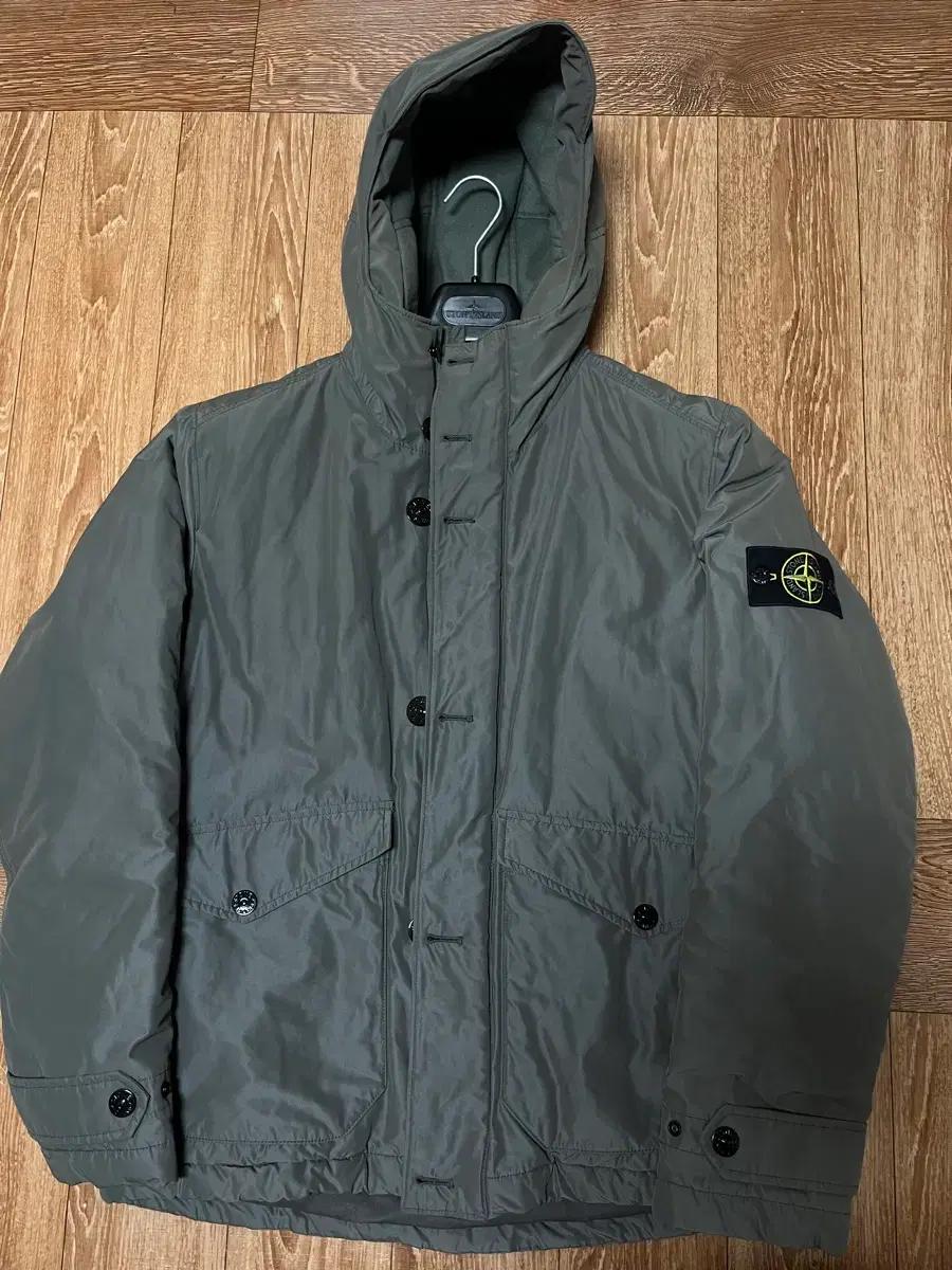 스톤아일랜드 Micro Reps 패딩 점퍼 L 정품