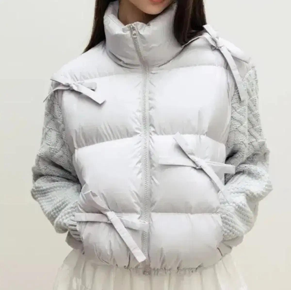 더티스 니트믹스 리본 패딩(그레이) 구해요ㅠㅠㅠ