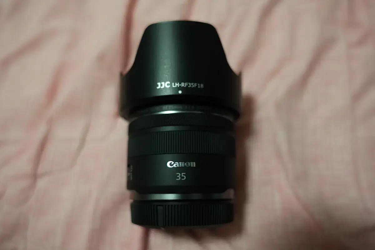 캐논 RF 35-1.8 렌즈