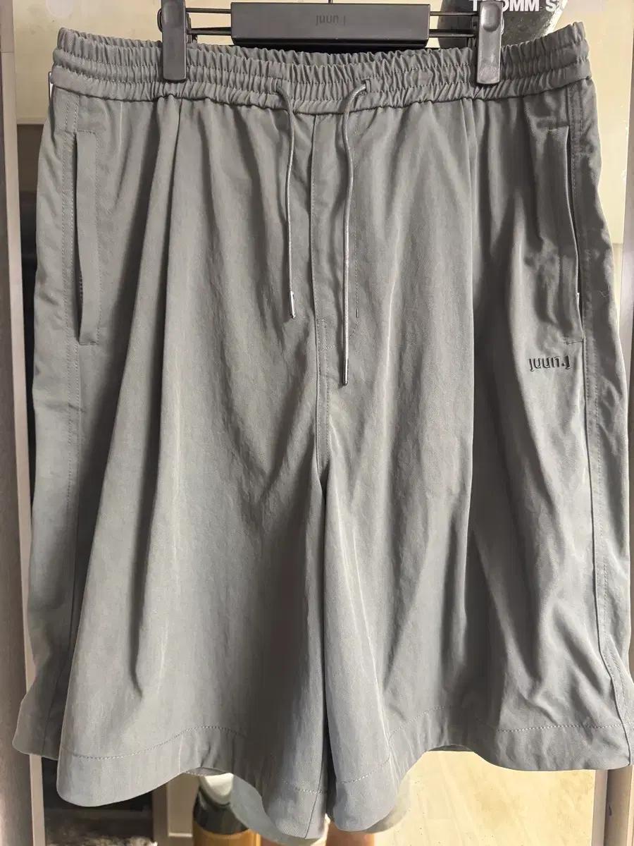 Juun.J 준지 24ss 그레이버뮤다쇼츠