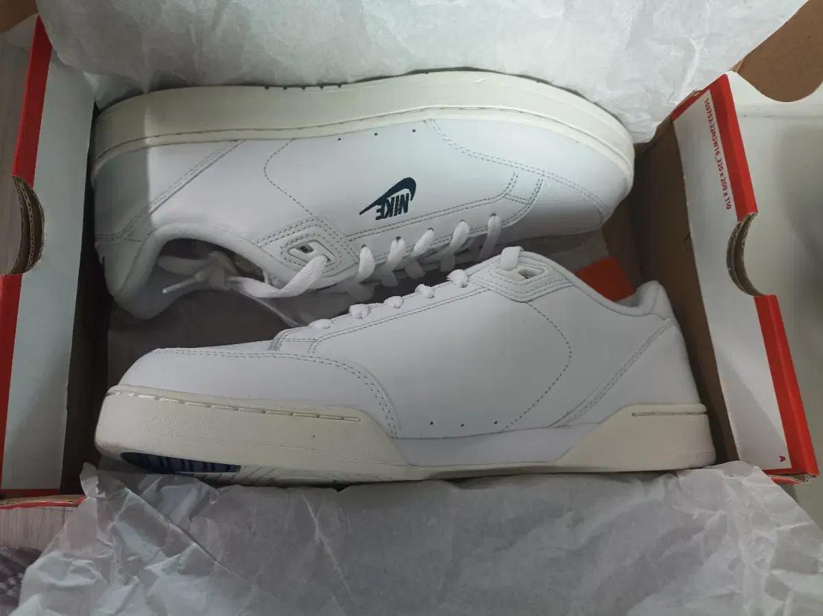 나이키 그랜드 스탠드 운동화