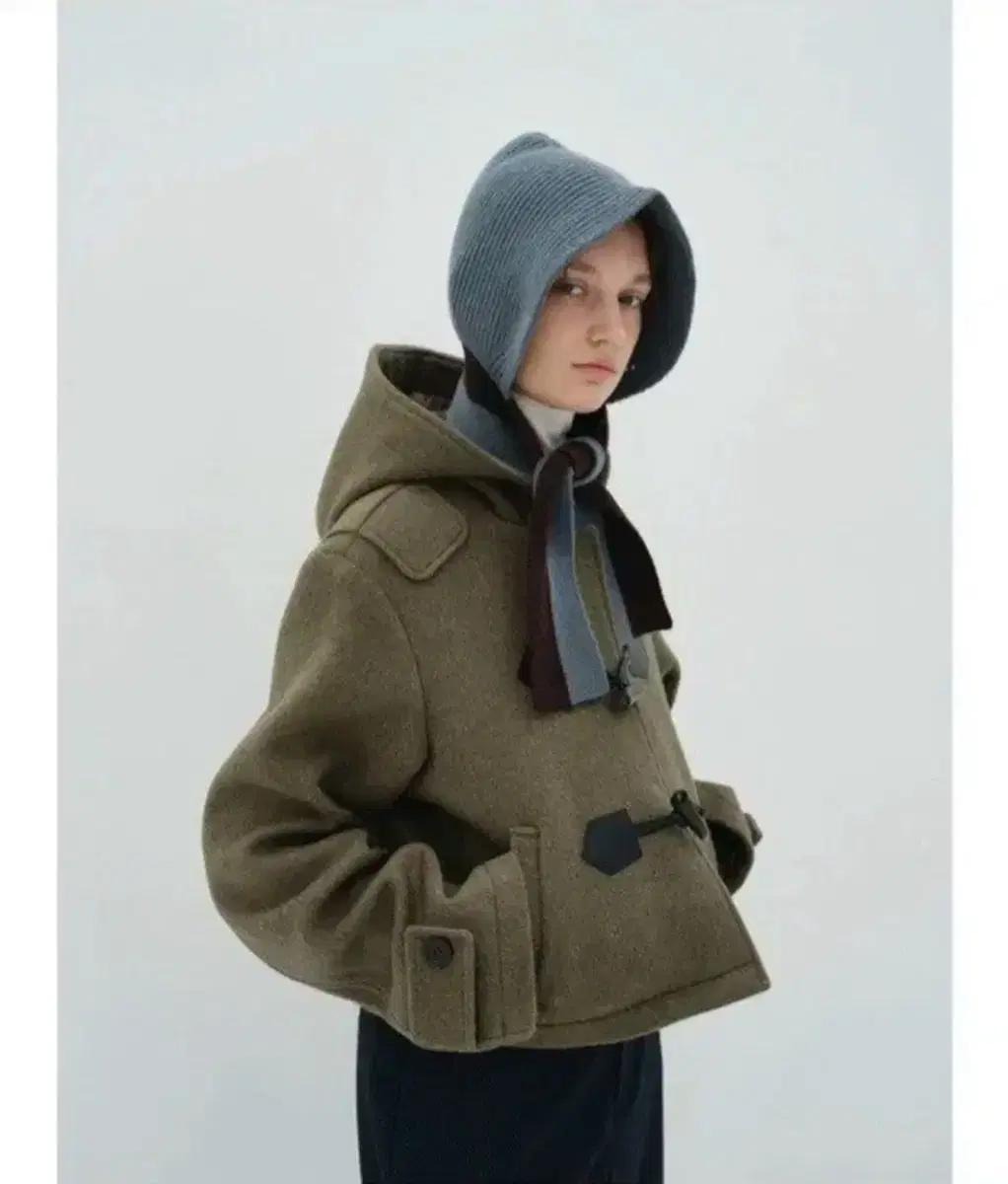 엔조블루스 숏더플코트