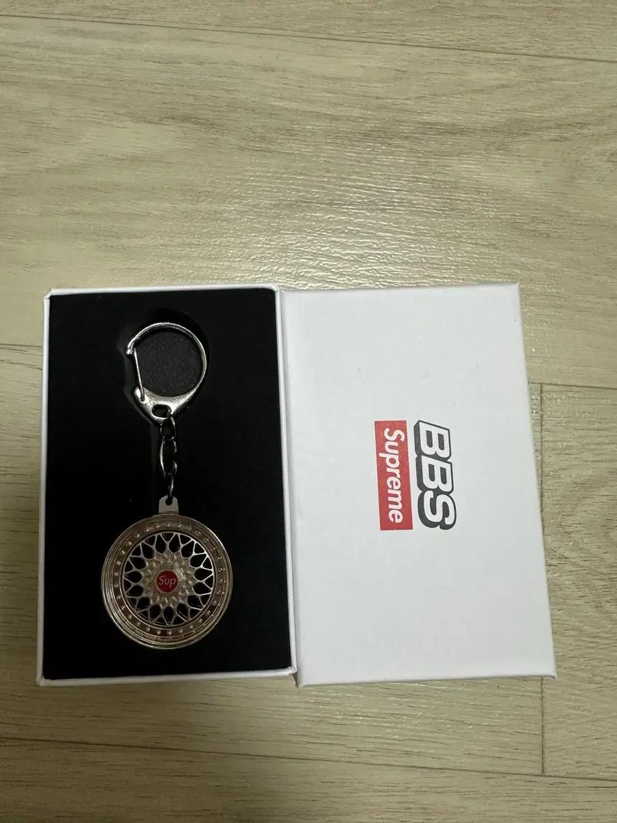 BBS 슈프림 휠 키링 새상품