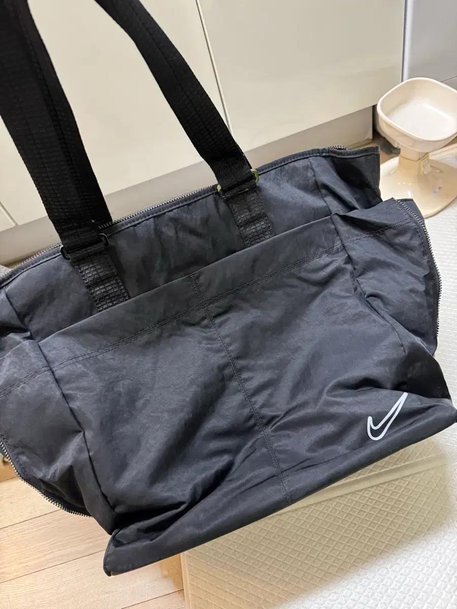 나이키 짐백 빅백 가방 거의새상품