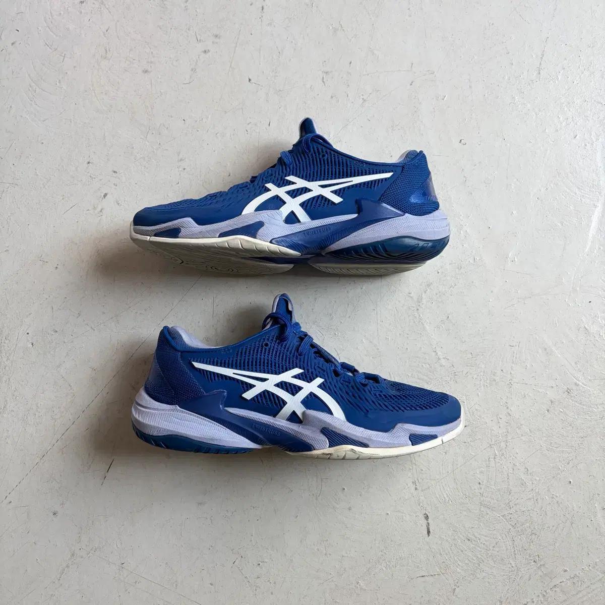 아식스  코트 FF3 노박 빈티지 스니커즈 240