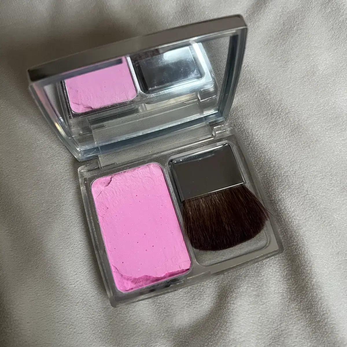 디올 로지글로우 구형001 페탈 아이린블러셔