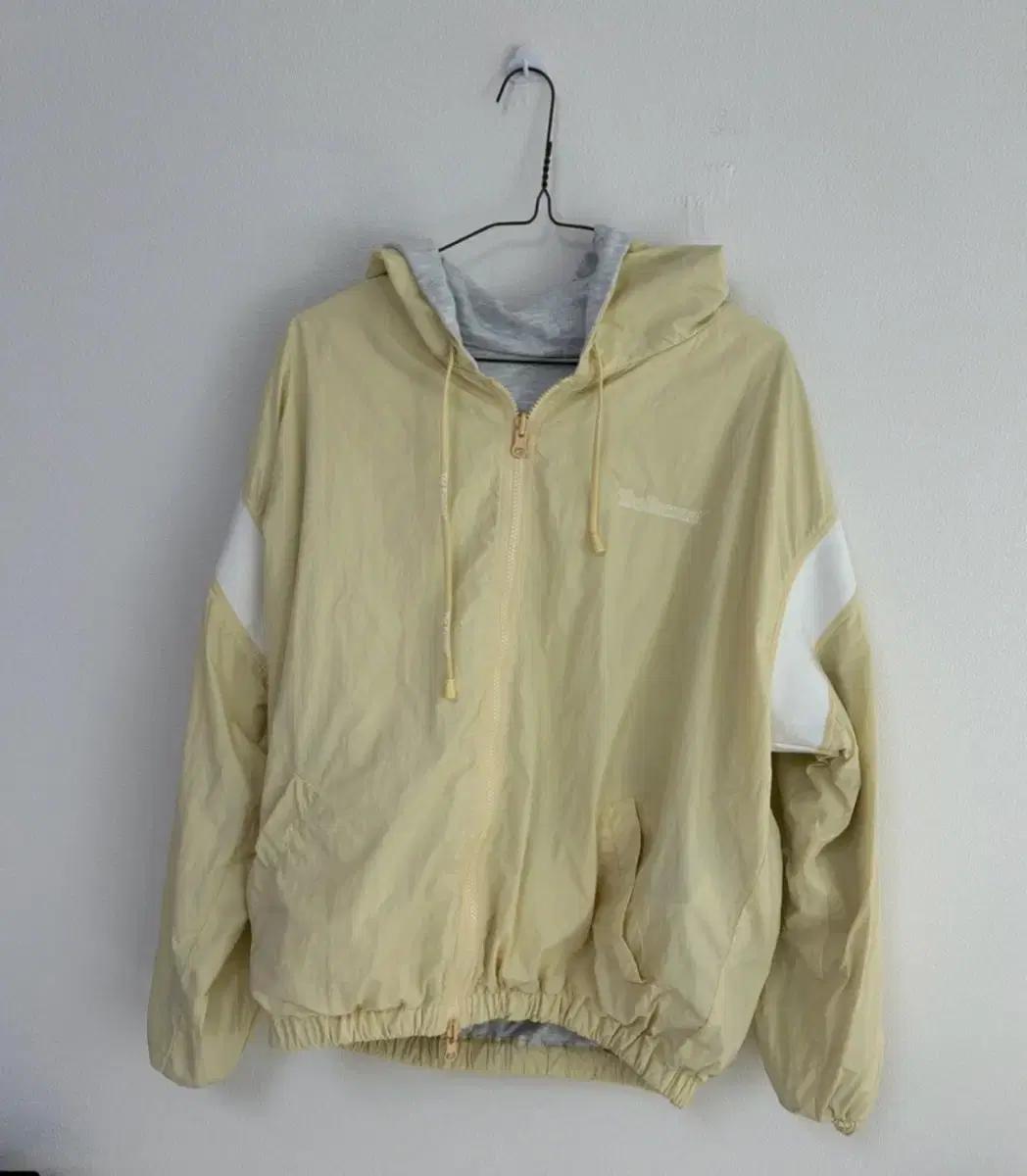 더바넷 the barnnet 옐로우 스너글 리버시블 후드집업