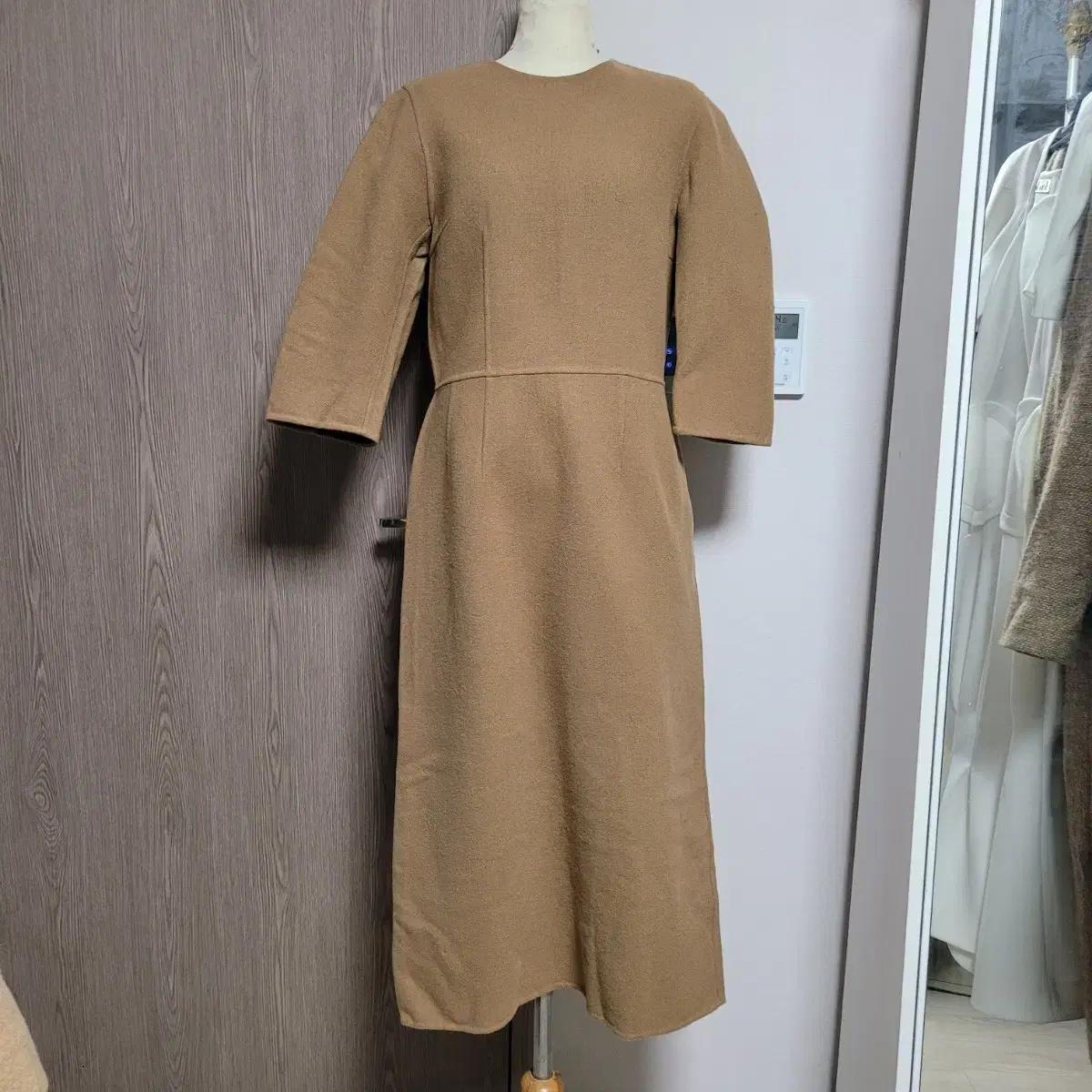 메이드인서울 ELEMENTS 핸드메이드 모직 롱 원피스