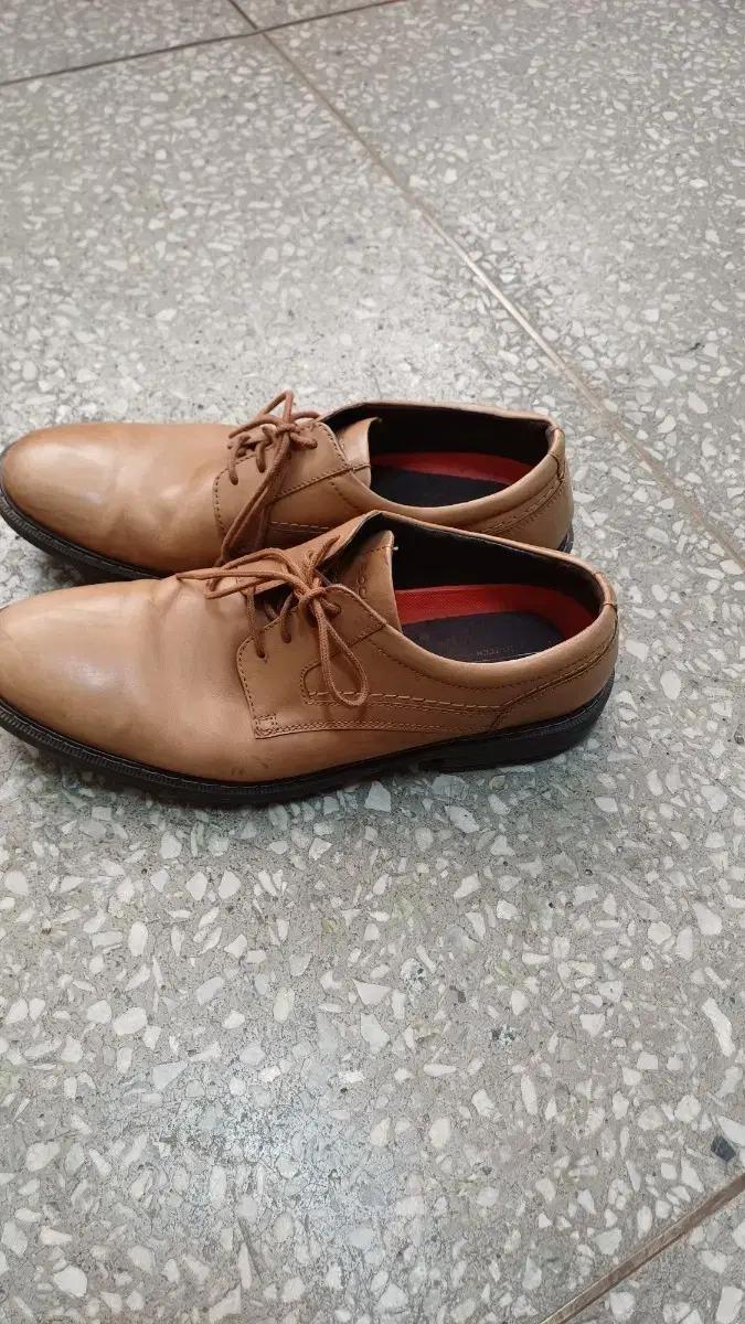 락포트남성가죽구두280싸이즈