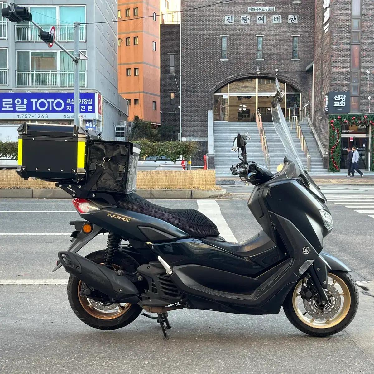 21년식 엔맥스125 ABS모델 야마하 배달셋팅 알탑장착 155만원