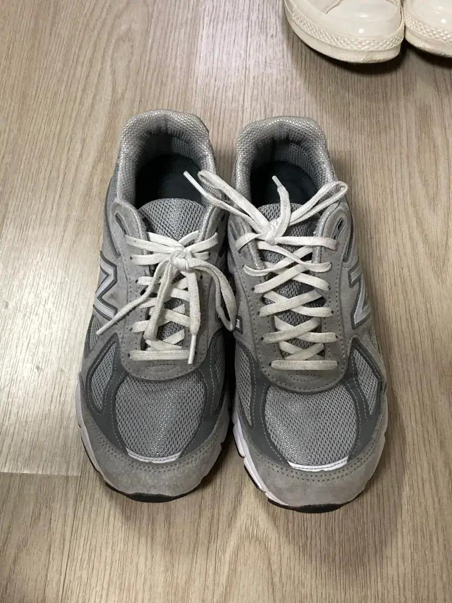 뉴발란스 990v4 260