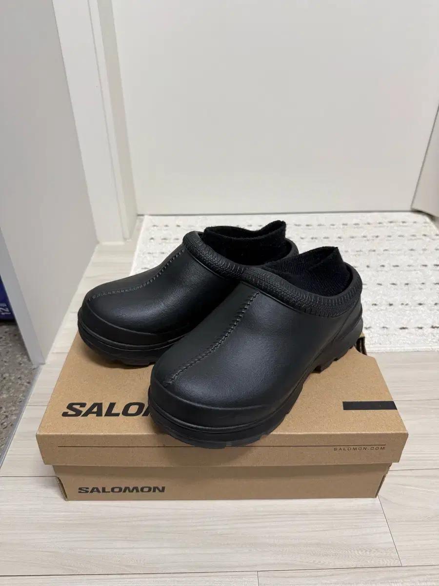 어그 타스만 X 블랙 1125730BLK - 230 사이즈