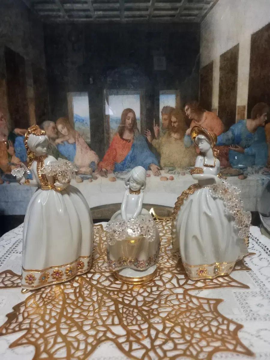 이탈리아 쥬세페 아르마니 스와로브스키 피겨린3