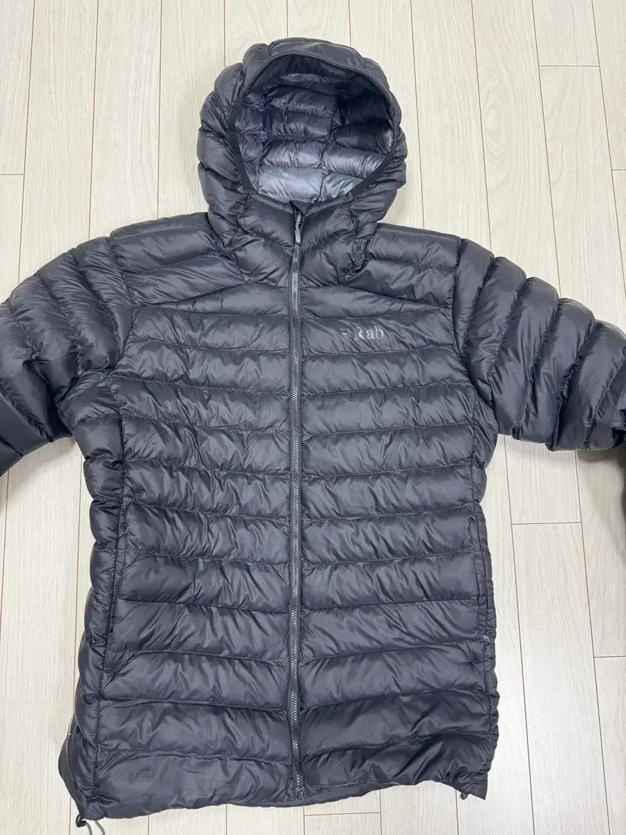 Rab 랩 시러스 알파인 경량패딩 m사이즈