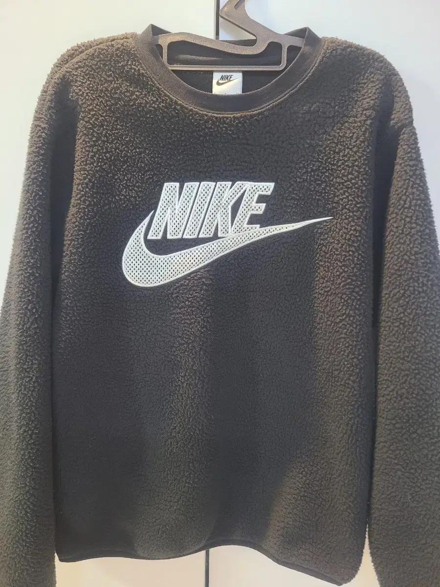 나이키 블랙 뽀글이 맨투맨 M(95)